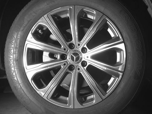 Used 2024 Mercedes-Benz GLC 300 4MATIC image 13