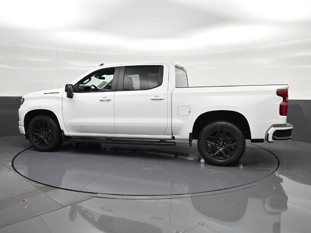 Used 2024 Chevrolet Silverado 1500 RST w/ Dark Appearance Package RWD image 8