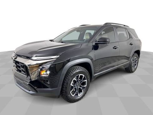Used 2026 Chevrolet Equinox ACTIV w/ Convenience Package III AWD/4WD image 1