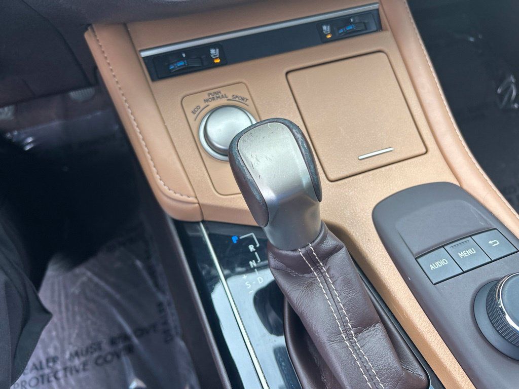 Used 2018 Lexus ES 350 w/ Premier Package FWD image 14
