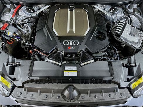 Used 2023 Audi RS 6 image 31
