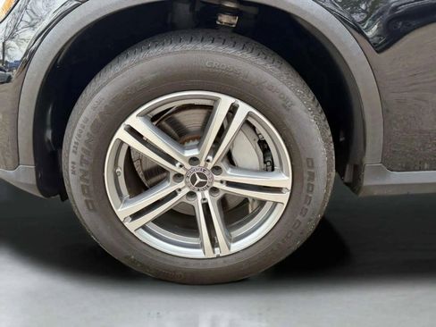 Used 2021 Mercedes-Benz GLC 300 GLC 300 4MATIC Sport Utility 4 image 32