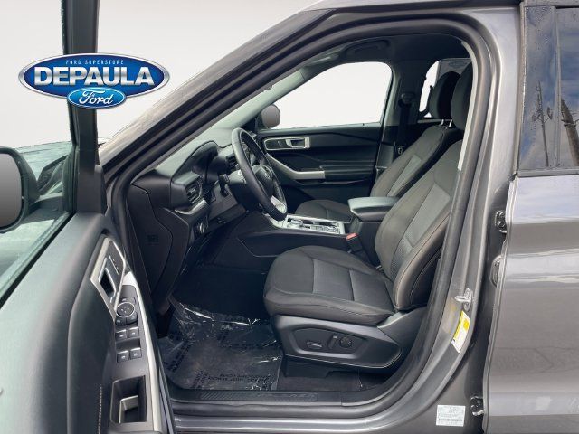 Used 2023 Ford Explorer XLT AWD/4WD image 11