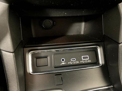 Used 2023 Subaru Ascent Limited AWD/4WD image 15