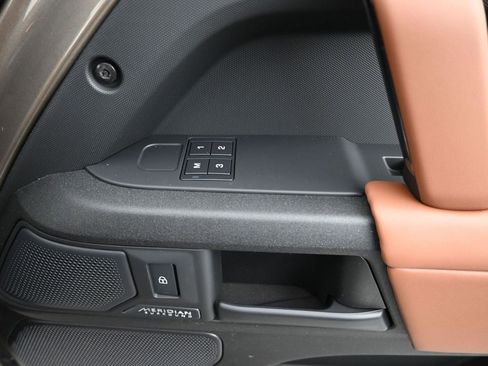 New 2026 Land Rover Defender 110 OCTA AWD/4WD image 5