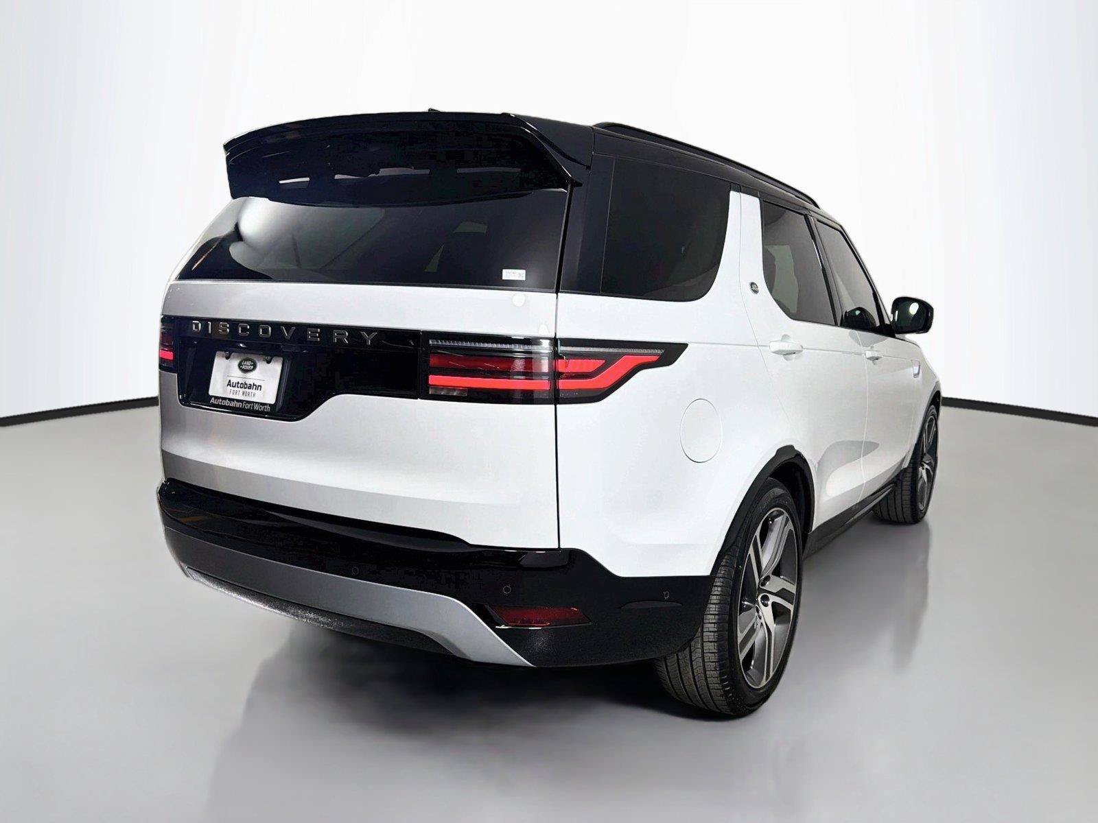 New 2026 Land Rover Discovery Limited Edition AWD/4WD image 5