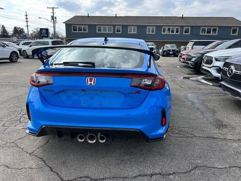 Used 2025 Honda Civic Type R image 7
