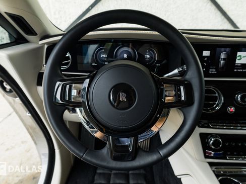 Used 2024 Rolls-Royce Spectre w/ Spectre Launch Package AWD/4WD image 25