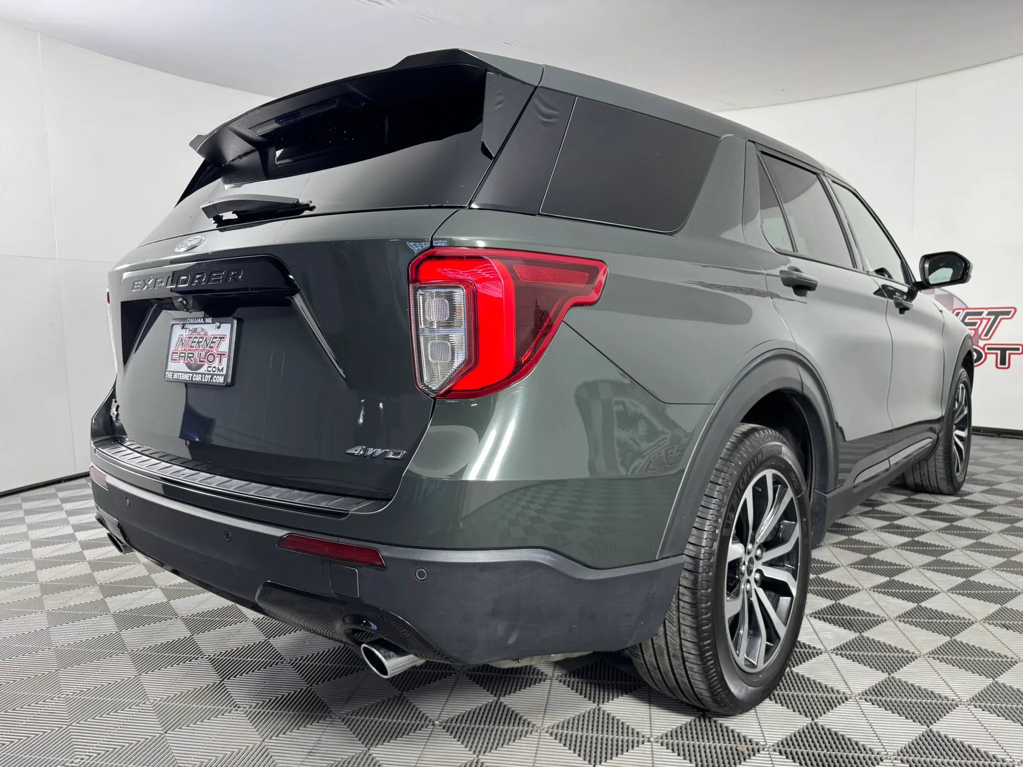 Used 2022 Ford Explorer ST-Line AWD/4WD image 29