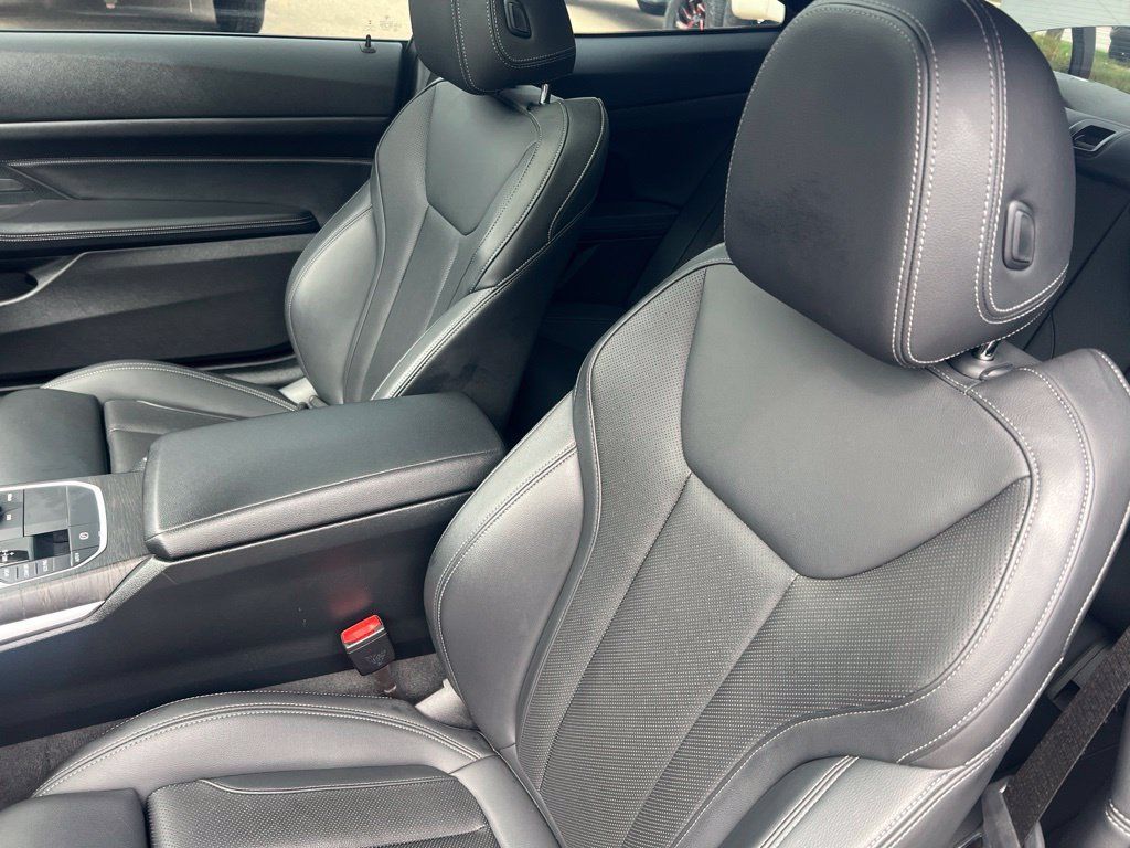 Used 2023 BMW 430i xDrive Coupe w/ Premium Package AWD/4WD image 5