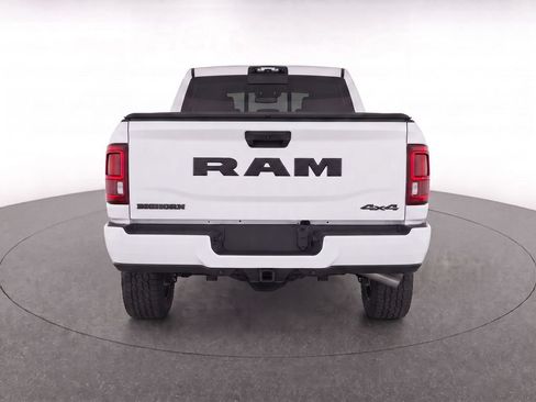 Used 2025 RAM 2500 Big Horn AWD/4WD image 10