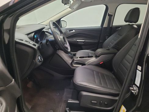 Used 2015 Ford Escape SE w/ Equipment Group 201A FWD image 17