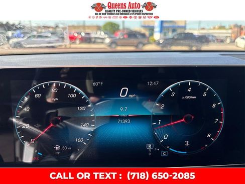 Used 2021 Mercedes-Benz GLB 250 4MATIC w/ Premium Package image 17