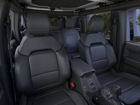 New 2025 Ford Bronco Badlands w/ Sasquatch Package image 35