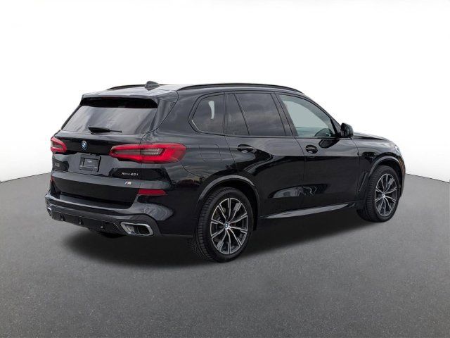 Used 2019 BMW X5 xDrive40i w/ M Sport Package AWD/4WD image 3