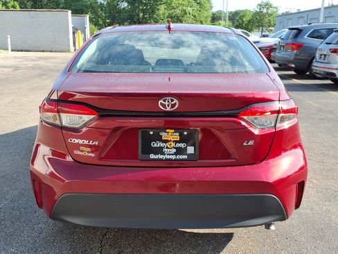 Used 2024 Toyota Corolla LE FWD image 9