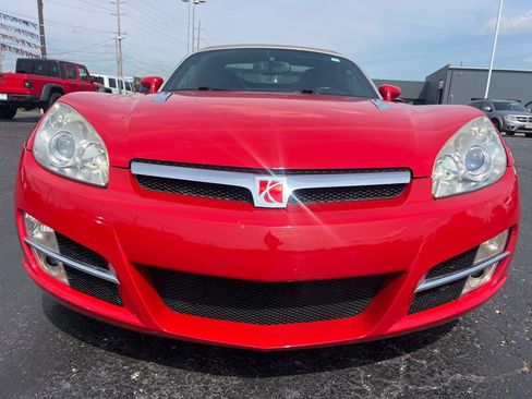 Used 2009 Saturn Sky w/ Premium Trim Package RWD image 2