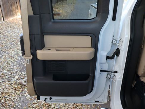 Used 2011 Ford F150 XLT w/ XLT Convenience Pkg image 27