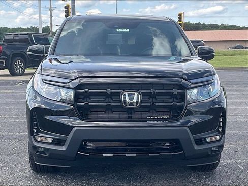 New 2026 Honda Ridgeline Black Edition image 8