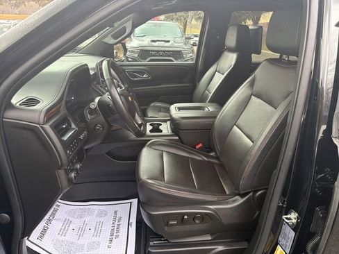 Used 2023 Chevrolet Tahoe High Country w/ Premium Package 2 AWD/4WD image 9