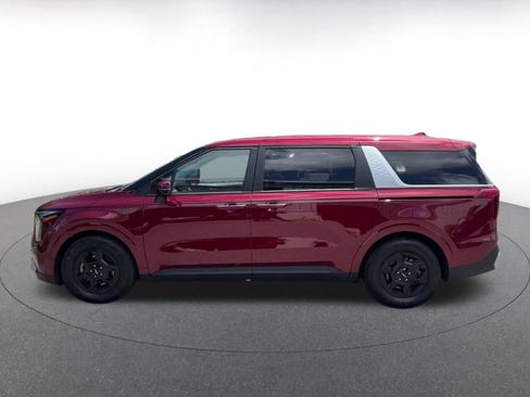 Used 2026 Kia Carnival FWD image 8