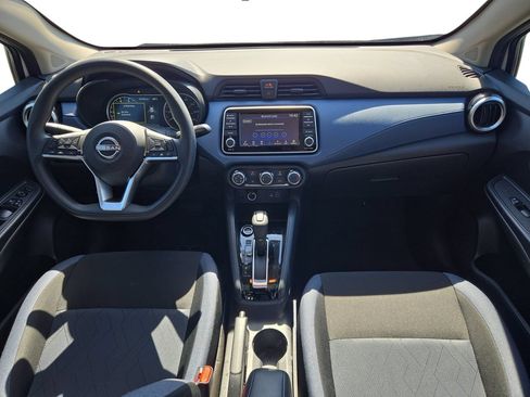 Used 2025 Nissan Versa SV w/ Trunk Package FWD image 9