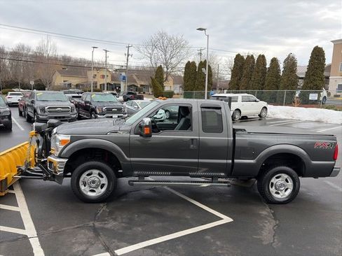 Used 2016 Ford F350 XLT image 4