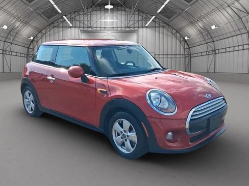 Used 2015 MINI Cooper 2-Door Hardtop FWD image 5