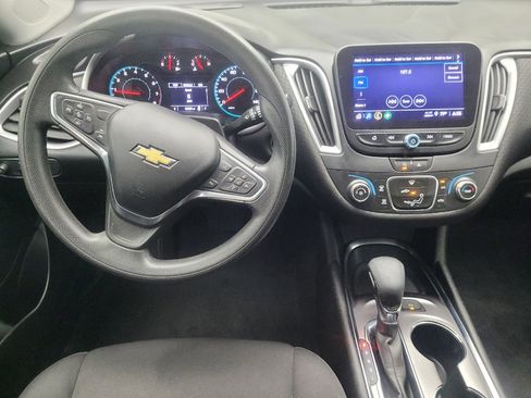 Used 2022 Chevrolet Malibu LS w/ Driver Confidence Package II FWD image 22