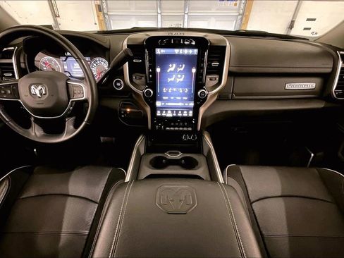 Used 2024 RAM 3500 Laramie image 14