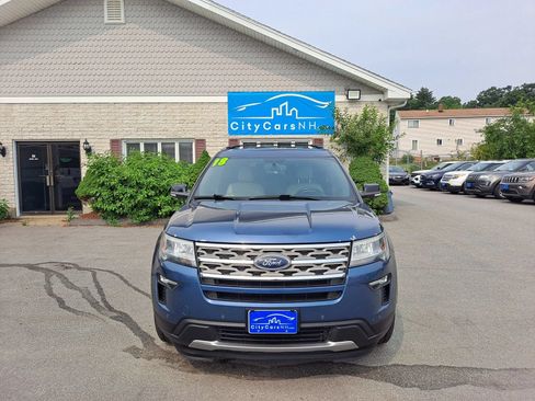 Used 2018 Ford Explorer XLT w/ Equipment Group 202A AWD/4WD image 3