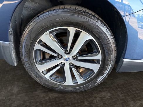 Used 2019 Subaru Outback 2.5i Limited w/ Popular Package #2 AWD/4WD image 40