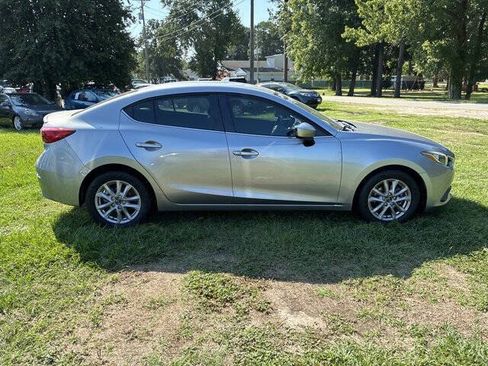 Used 2014 MAZDA MAZDA3 i Touring FWD image 2