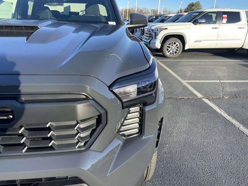 New 2026 Toyota Tacoma TRD Sport image 17
