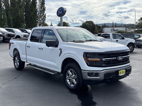 Used 2024 Ford F150 XLT w/ Tow/Haul Package AWD/4WD image 3