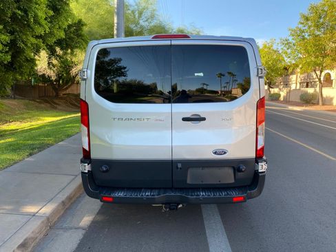 Used 2017 Ford Transit 350 XLT RWD image 7