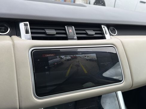 Used 2019 Land Rover Range Rover Sport HSE AWD/4WD image 22