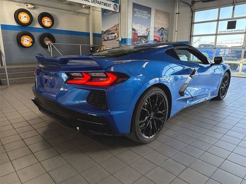 Used 2023 Chevrolet Corvette Stingray Coupe w/ Z51 Performance Package image 4