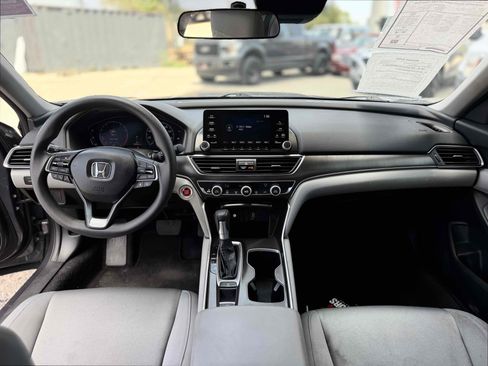 Used 2018 Honda Accord LX image 19