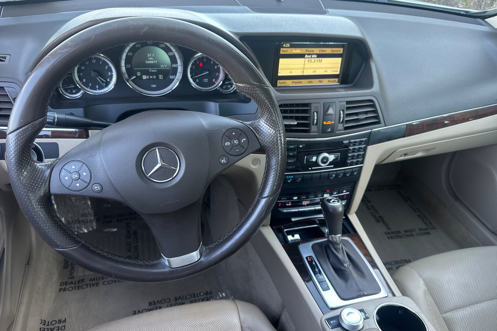 Used 2011 Mercedes-Benz E 350 Cabriolet image 3