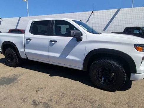 Certified 2022 Chevrolet Silverado 1500 Custom image 2