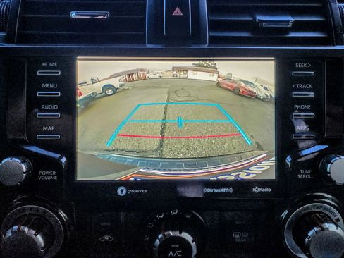 Used 2020 Toyota 4Runner Venture image 13