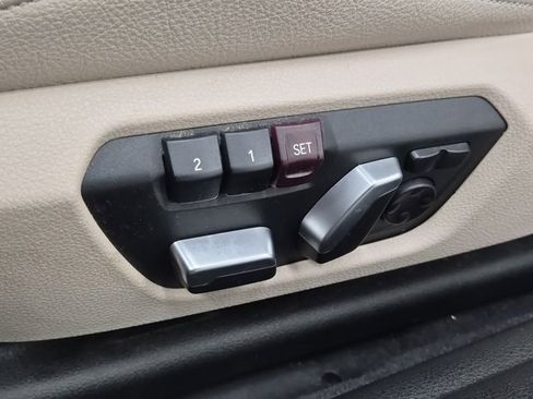 Used 2021 BMW 230i Coupe w/ Convenience Package image 16