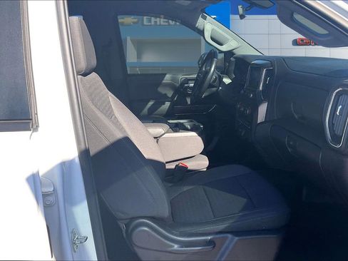 Used 2021 Chevrolet Silverado 1500 LT image 30