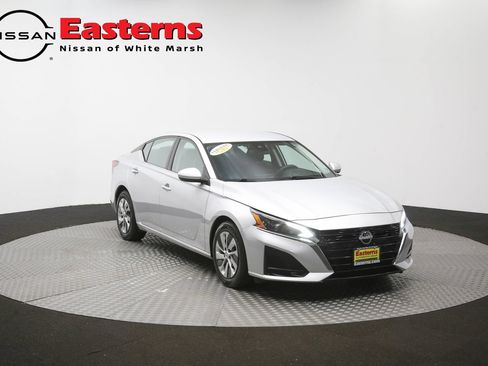 Used 2023 Nissan Altima 2.5 S FWD image 49