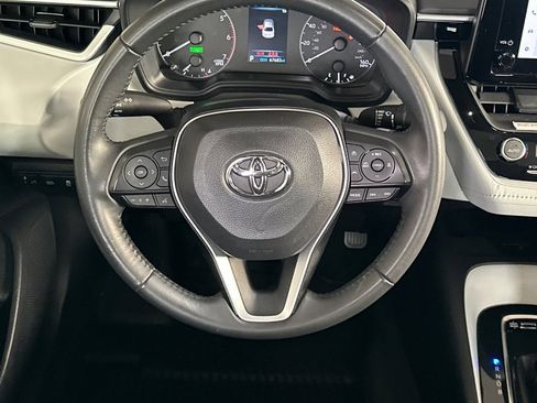 Used 2024 Toyota Corolla SE w/ SE Package FWD image 11