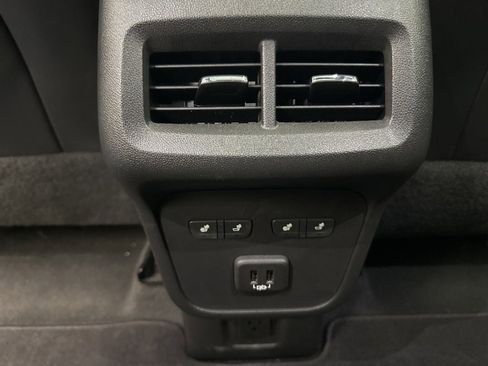 Certified 2021 Chevrolet Equinox Premier image 22