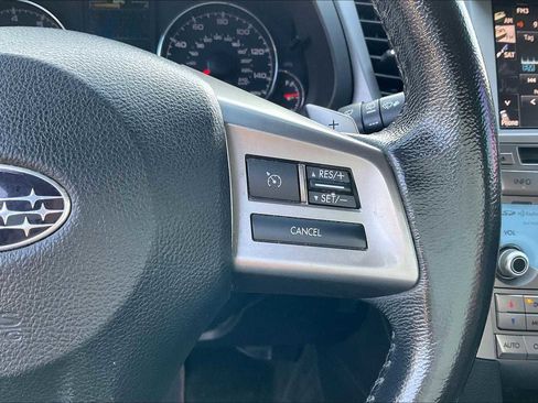 Used 2013 Subaru Outback 2.5i Limited w/ Special Appearance Pkg image 24