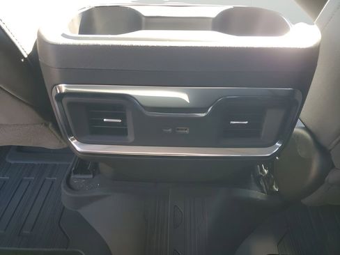 New 2026 GMC Sierra 1500 Elevation image 21