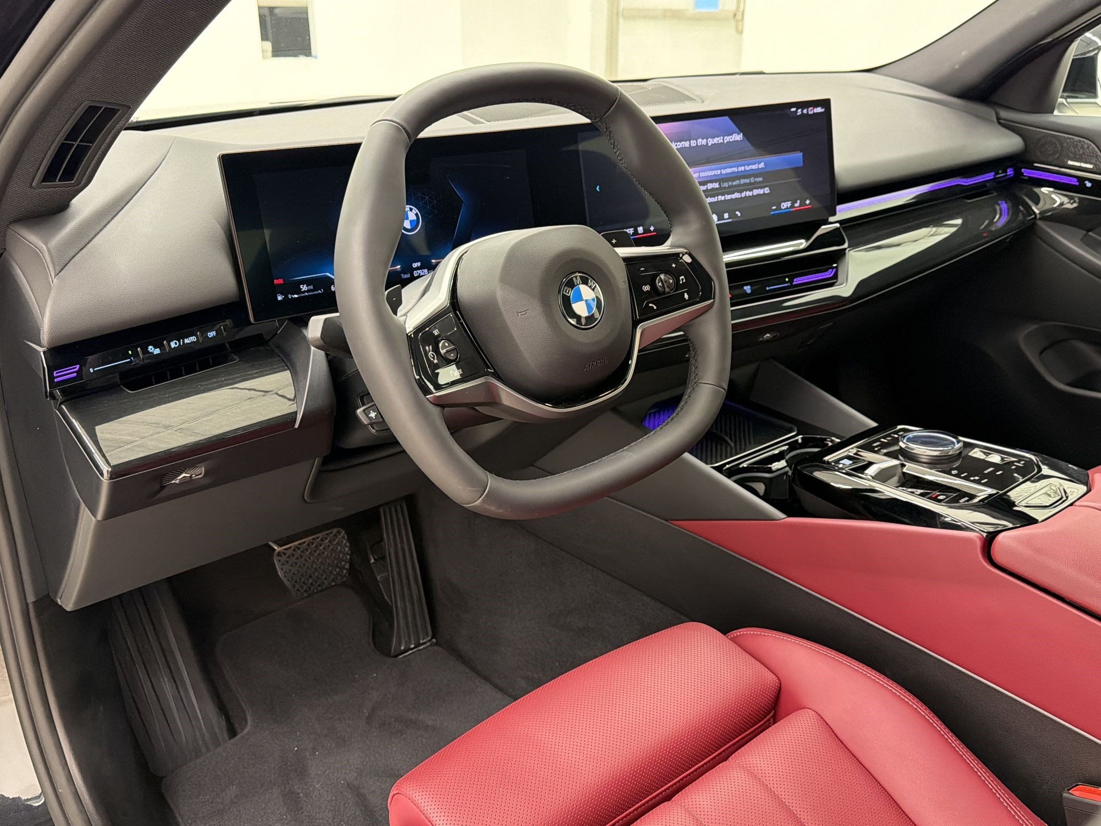 Used 2025 BMW 530i RWD image 4